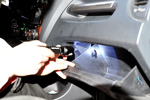 汽车空调香蕉色网站下载滤芯更换流程